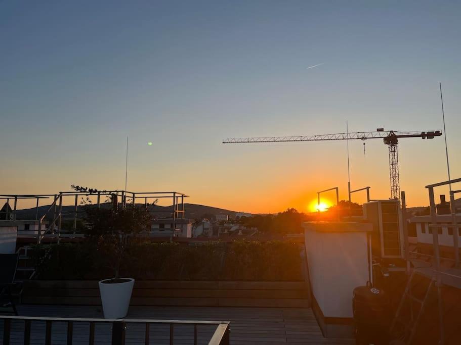 Grosszuegiges Dachterrassen-appartment Mit Klimaanlage Und Wunderbarem Ausblick Wien